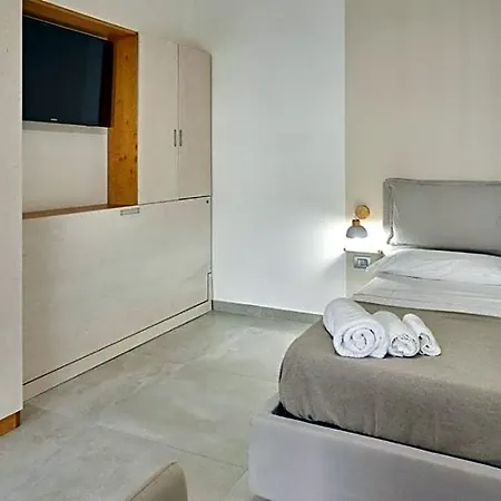 Bed and Breakfast Madama Γκαέτα