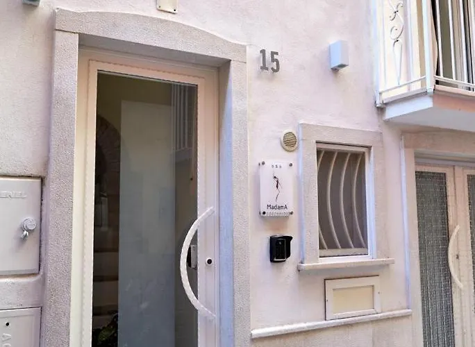 Madama Bed & Breakfast Gaeta